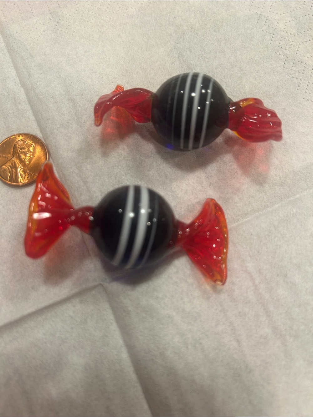 Glass Fish Tank Ornament - Black & Red Candy Design